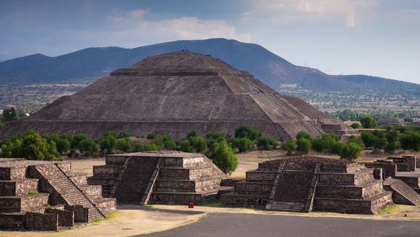 Misterios de la tierra - Enigmas Precolombinos