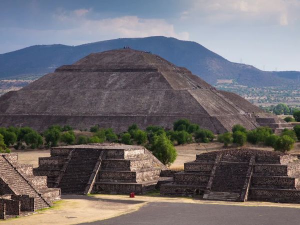 Misterios de la tierra - Enigmas Precolombinos