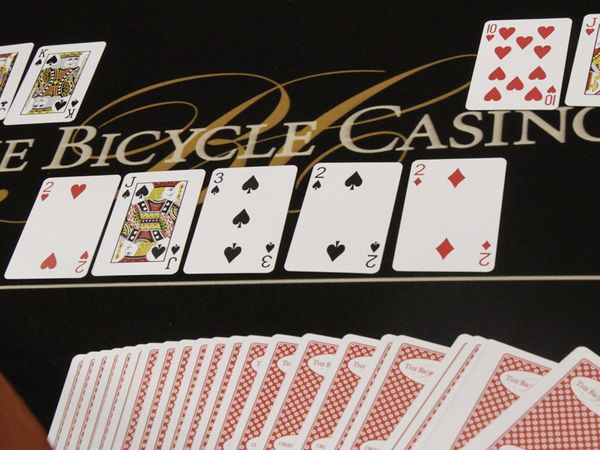World Poker Tour - Legends of Poker 2012 - Part 2