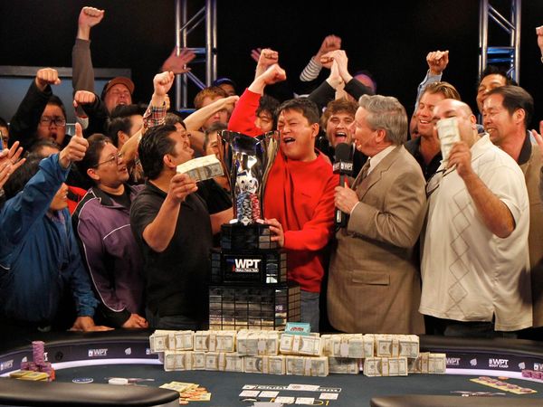 World Poker Tour - Bay 101 Shooting Star 2012 - Part 3