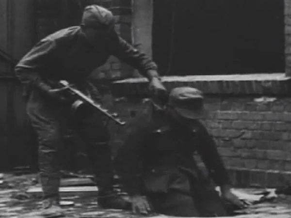 Hitler's Eastern Front - Hitler's Eastern Front: Army Group Center