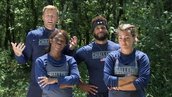 The Challenge - La Cueva del Lobo