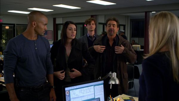 Criminal Minds - There's No Place Like Home