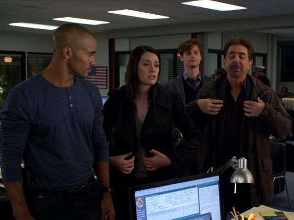 Criminal Minds - There's No Place Like Home