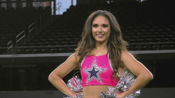 Dallas Cowboys Cheerleaders: Making the Team - Et sosialt medie-dilemma