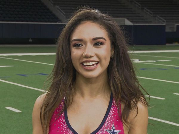 Dallas Cowboys Cheerleaders: Making the Team - Turn Them Out