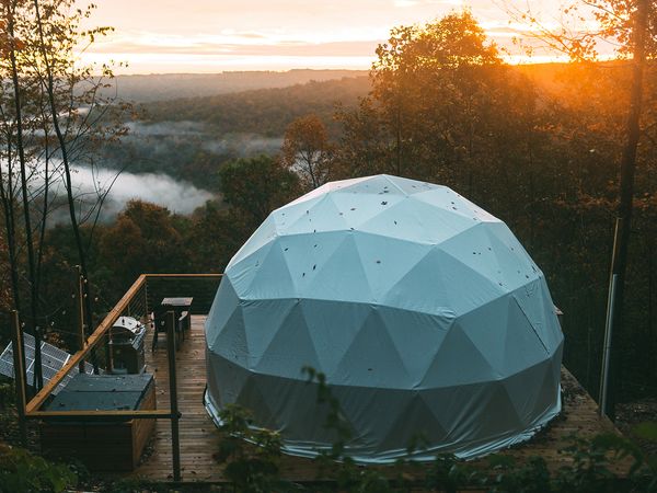 Tiny BNB - Modern Mountaintop Dome Home