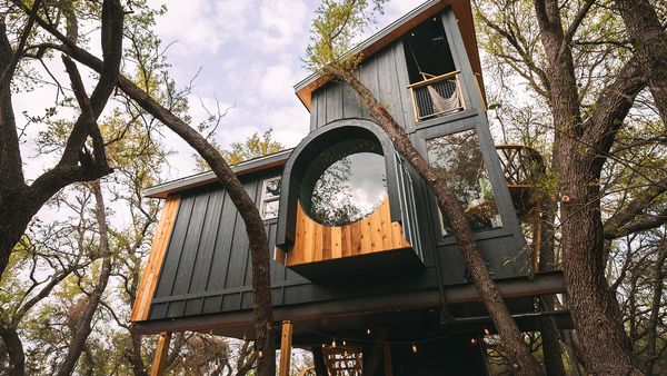Tiny BNB - Tiny Treehouses of Texas