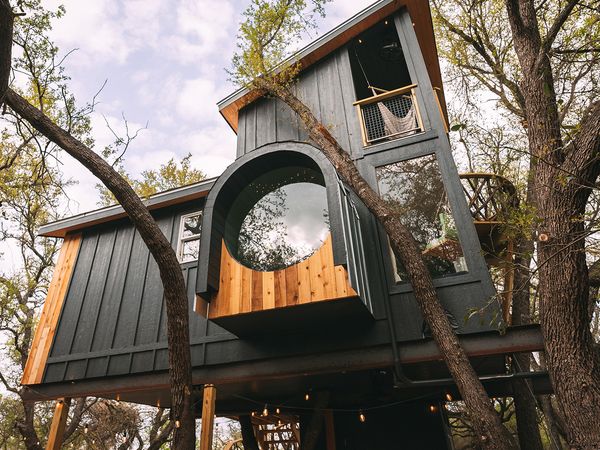 Tiny BNB - Tiny Treehouses of Texas