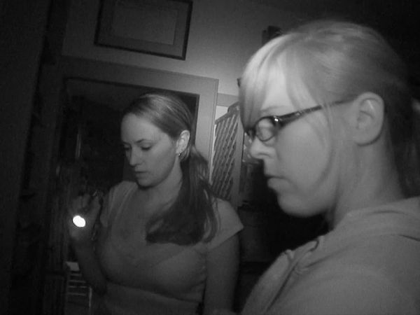 Ghost Hunters - New Hampshire Gothic