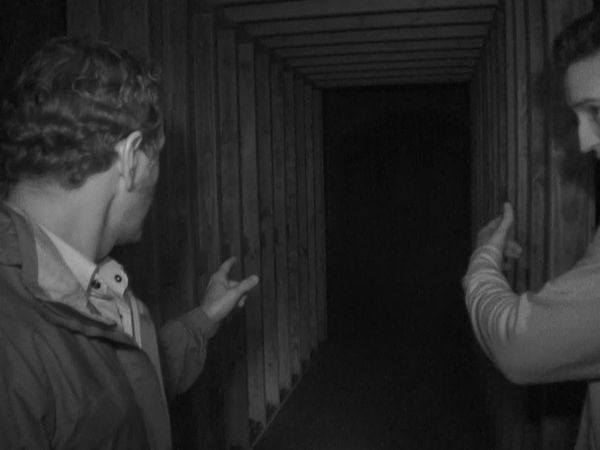 Ghost Hunters - Fortress of Phantoms