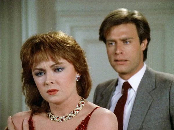 Dynasty - Foreign Relations