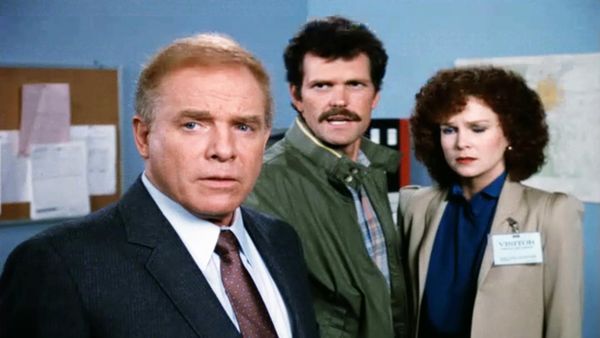 Dynasty - The Scandal