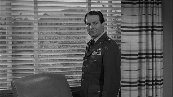The Twilight Zone - The Last Flight