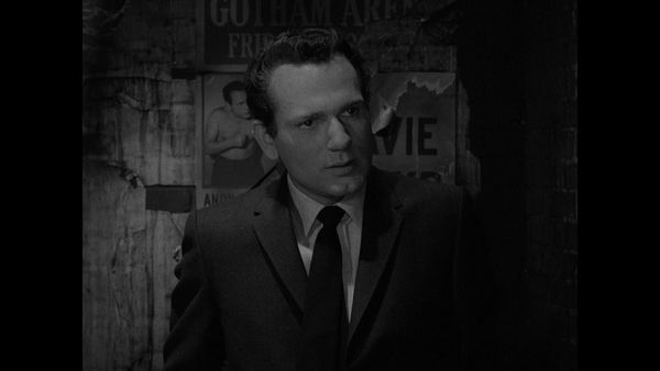 The Twilight Zone - The Four of Us are Dying