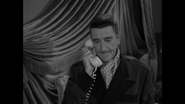 The Twilight Zone - A Thing About Machines