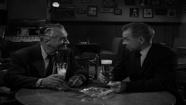 The Twilight Zone - A Kind of a Stopwatch