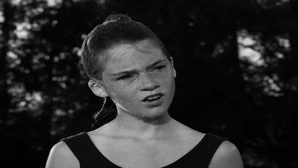 The Twilight Zone - The Bewitchin' Pool
