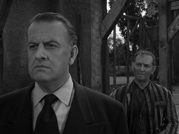 The Twilight Zone - Deaths-Head Revisited