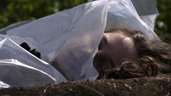Unentdeckt – Mörder unter uns - Falsche Freunde