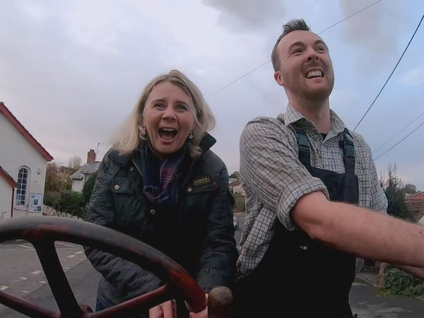 Antiques Road Trip - Catherine Southon and David Harper, Day 5
