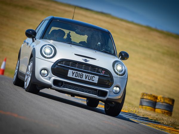 Fifth Gear - Episode 6