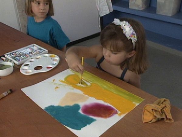 Teletubbies - Painting Swings