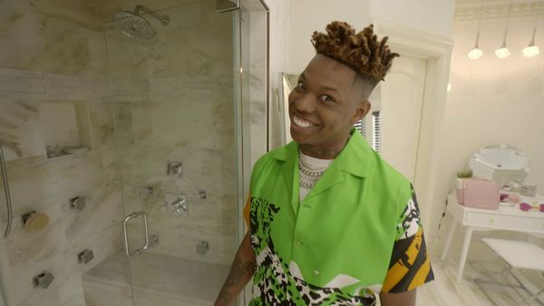 MTV Cribs LT - Don Benjamin and Liane V Benjamin / Bleu / Charo