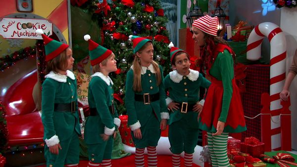 Nicky Ricky Dicky y Dawn - Santa Claus y los Harper