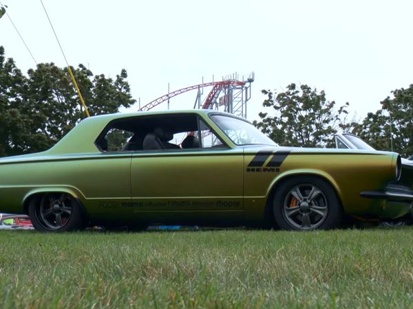 Mi Coche Clasico - Exhibición de Autos en Old Orchard Beach