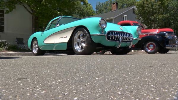 Mi Coche Clasico - Exposición de Autos de Falls Village