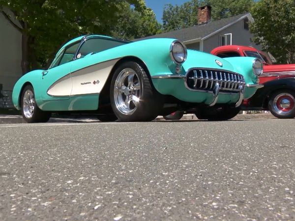 Mi Coche Clasico - Exposición de Autos de Falls Village
