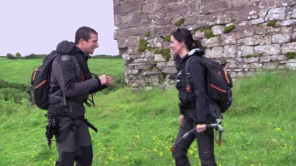 Running Wild With Bear Grylls - 7 Celebrities,7 Days, 7 Craziest Challenges with Bear Grylls starting: Courtney Cox