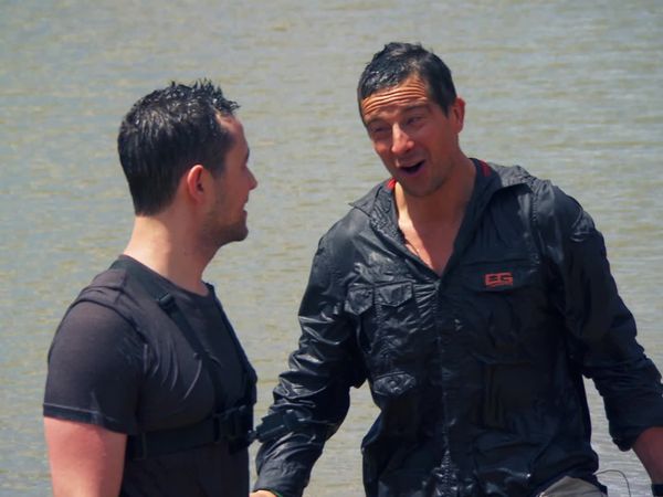 Running Wild With Bear Grylls - Bear Grylls, Joseph Gordon-Levitt