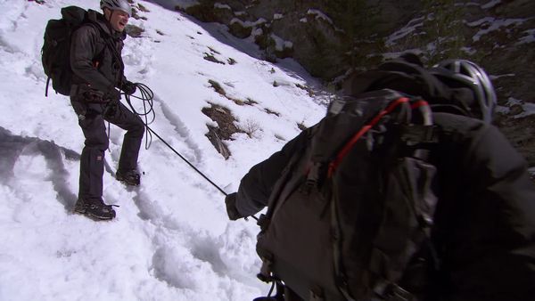 Running Wild With Bear Grylls - Bear Grylls, Roger Federer