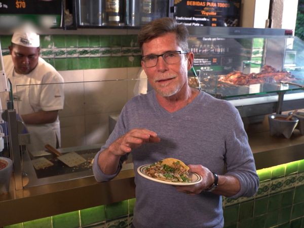 Mexico Un Plato a la Vez con Rick Bayless - Carnitas Crujientes