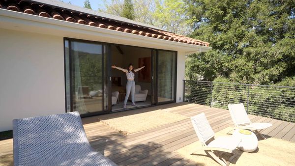 MTV Cribs BR - Whitney Cummings / Dennis Rodman