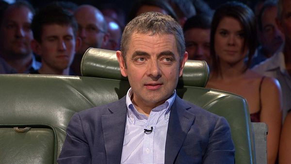 Top Gear - Making A Train Out Of A Specially Modified Car And Caravans As Carriages