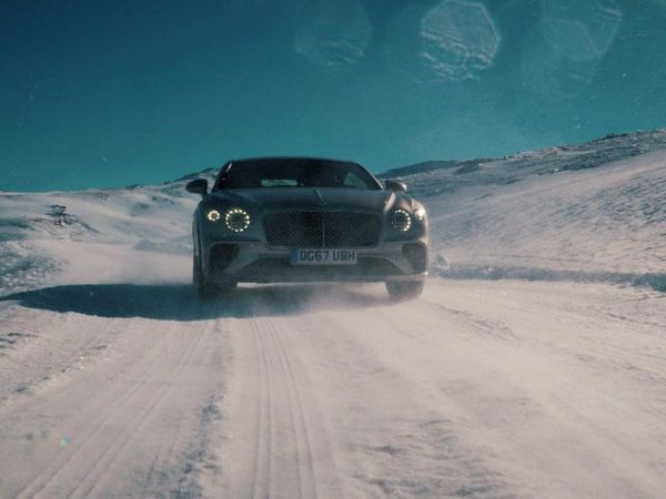 Top Gear - Continental GT vs Speed 8