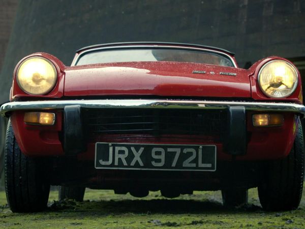 Top Gear - Building budget battery powered sports cars
