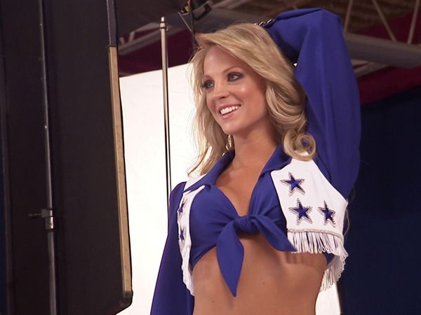 Dallas Cowboys Cheerleaders: Making the Team - Femte uke
