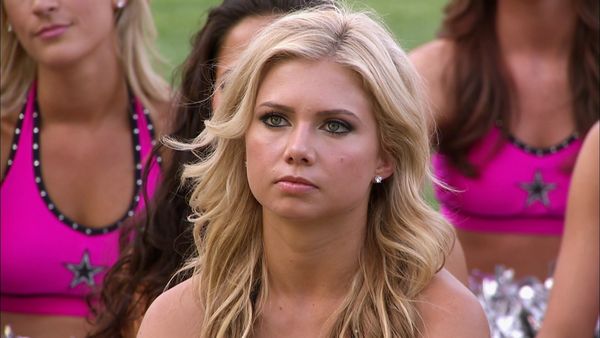 Dallas Cowboys Cheerleaders: Making the Team - Game Day