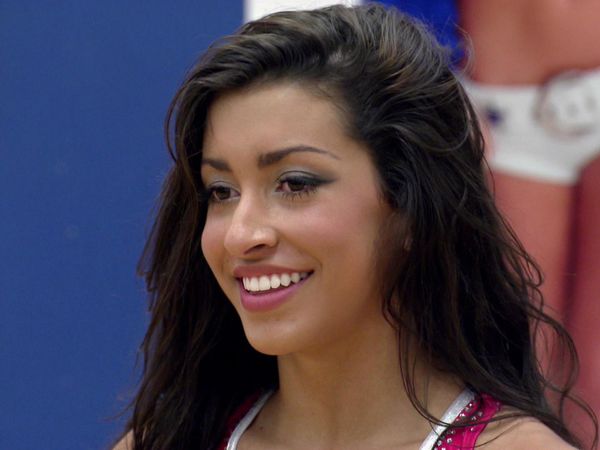 Dallas Cowboys Cheerleaders: Making the Team - Welcome to Valley Ranch