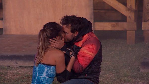 Resistiré - Episodio 11