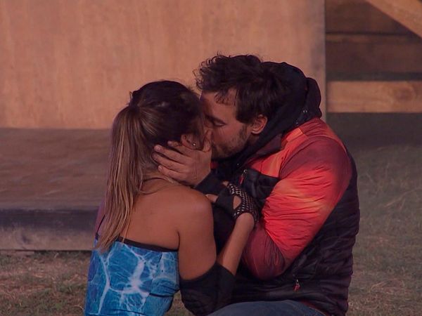 Resistiré - Episodio 11