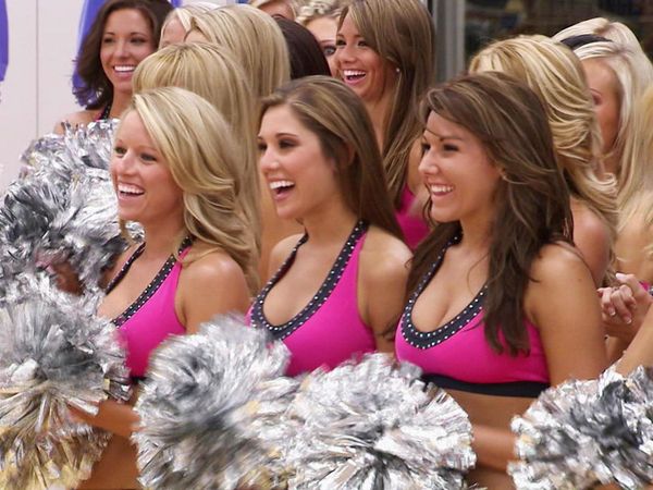 Dallas Cowboys Cheerleaders: Making the Team - Cameo Photos