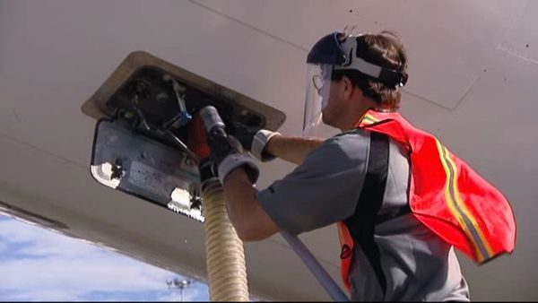Undercover Boss - Frontier Airlines