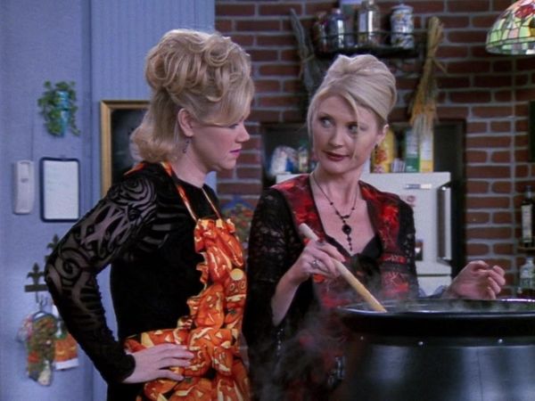 Sabrina the Teenage Witch - A River Of Candy Corn Runs Through It