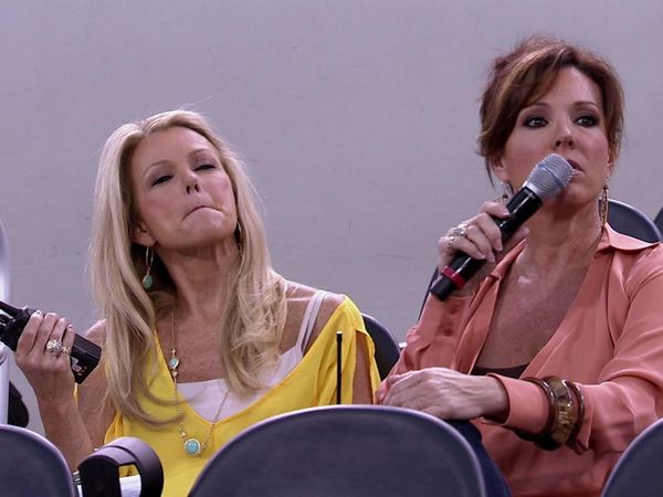 Dallas Cowboys Cheerleaders: Making the Team - Announcing the Squad