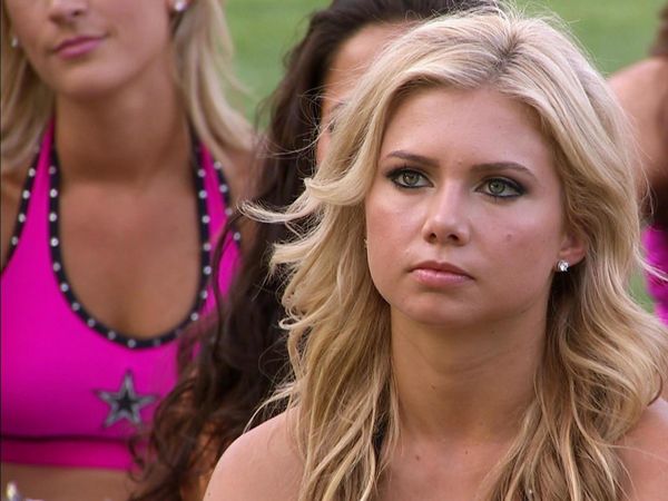 Dallas Cowboys Cheerleaders: Making the Team - Game Day